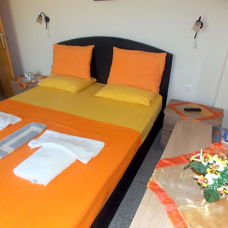 Nikos Apartments Sithonia ภายนอก รูปภาพ