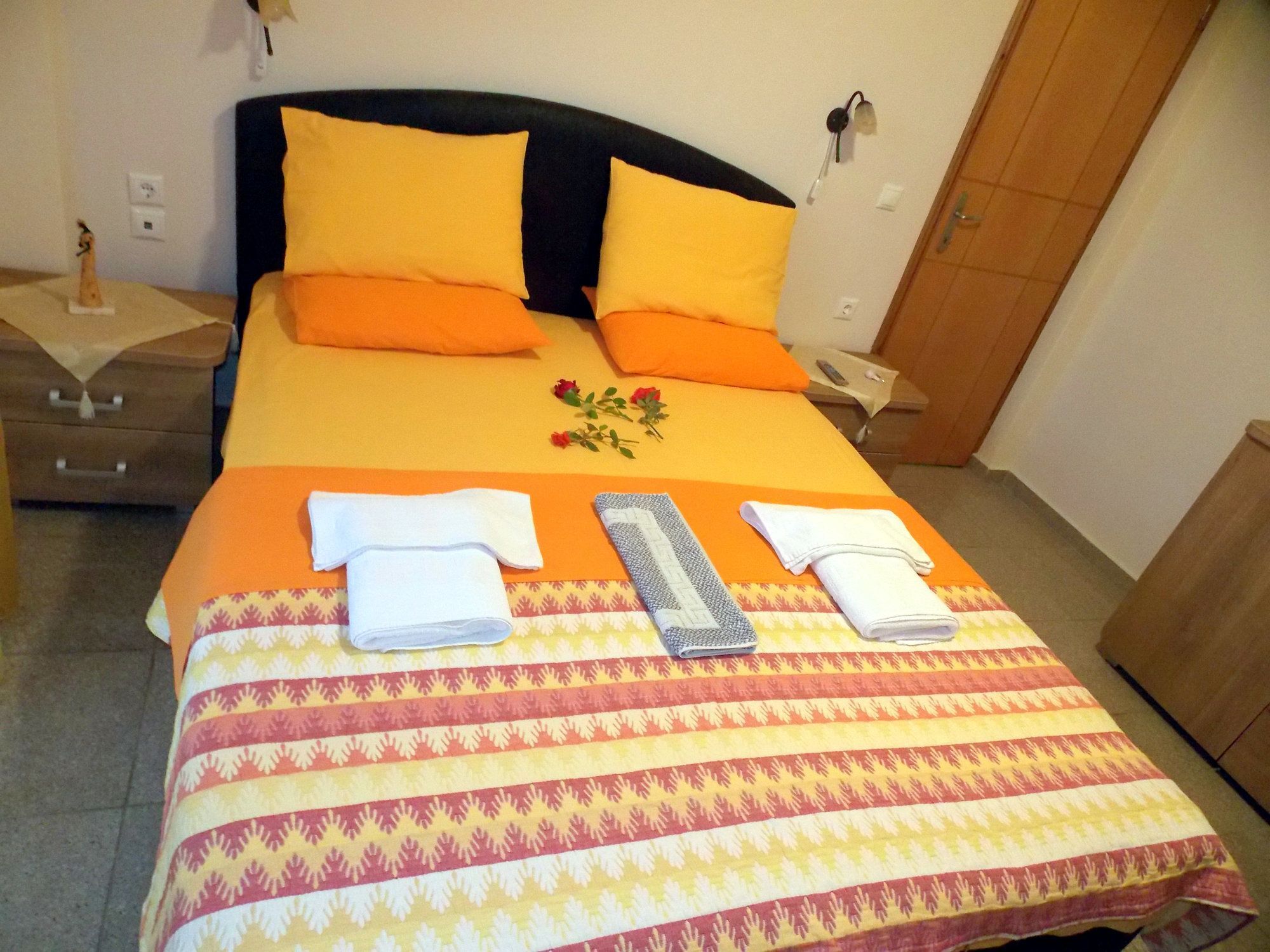 Nikos Apartments Sithonia ภายนอก รูปภาพ